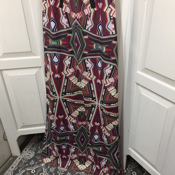 Sabine Colorful Geometric Pattern Maxi Dress - Picture 9 of 16